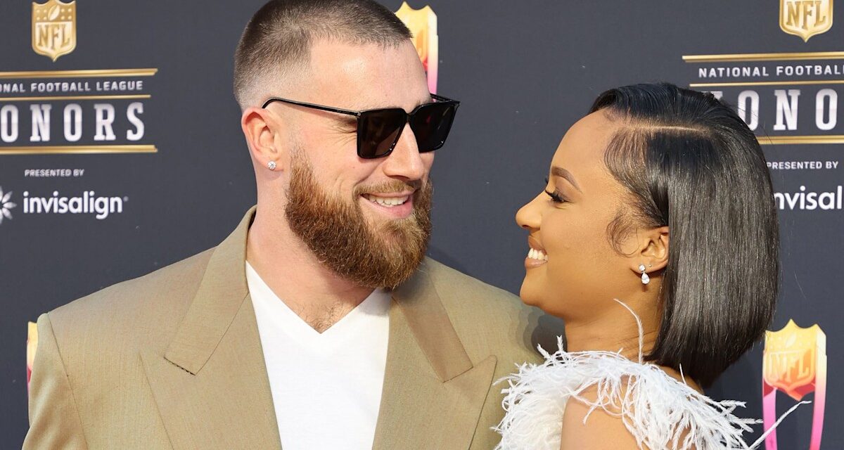 La réaction maladroite de l&rsquo;ex-petite amie de Travis Kelce à Taylor Swift Engagement