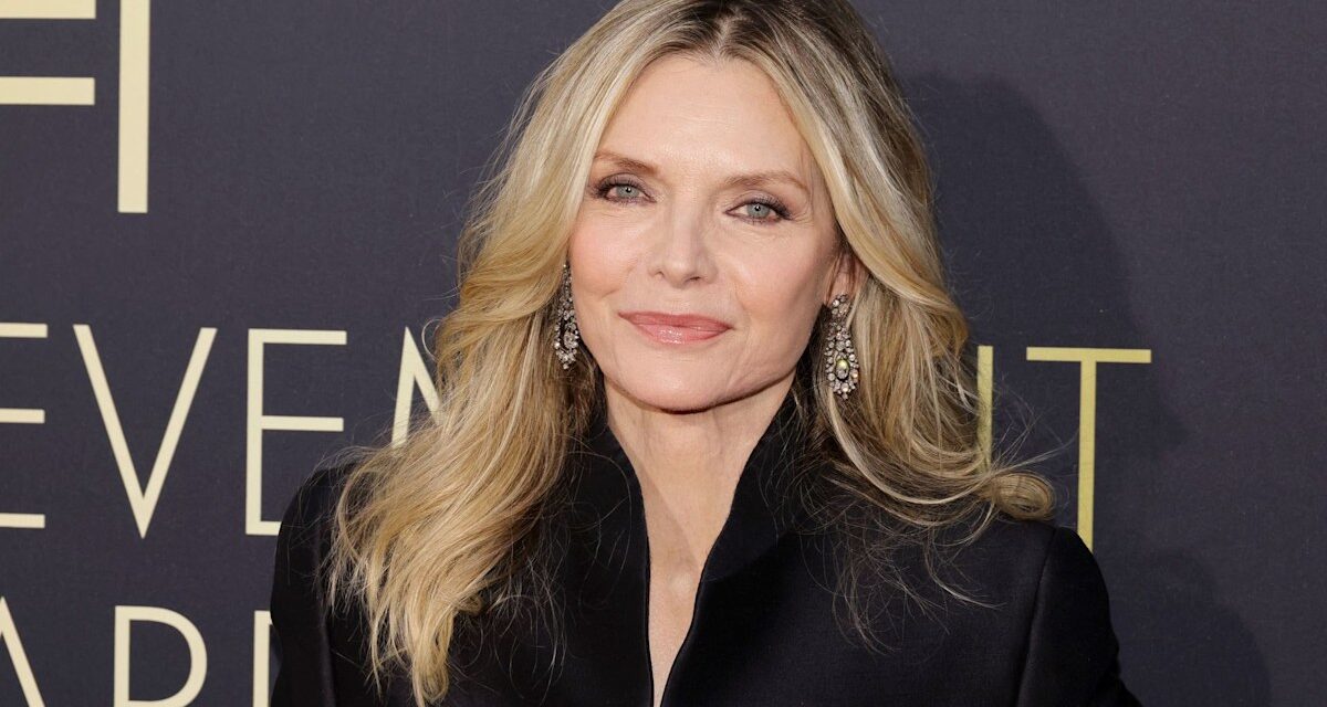 Michelle Pfeiffer laisse tomber une bombe familiale dans une interview rare