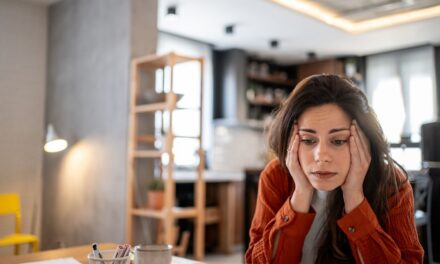 Qu&rsquo;est-ce que la dissociation ? Les experts expliquent pourquoi cela se produit et comment y faire face