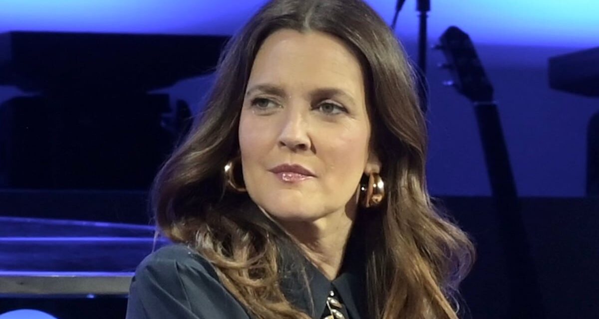 Drew Barrymore révèle que la fille a passé des jours dans un ER &lsquo;après un accident de vélo électrique