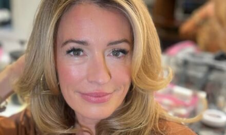 Cat Deeley vient de porter sa tenue la plus tendance à ce matin ce matin