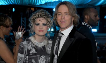 Larry Birkhead révèle que les célébrations du 19e anniversaire de la fille Dannielynn ont été interrompues par une urgence «  imprévue  »