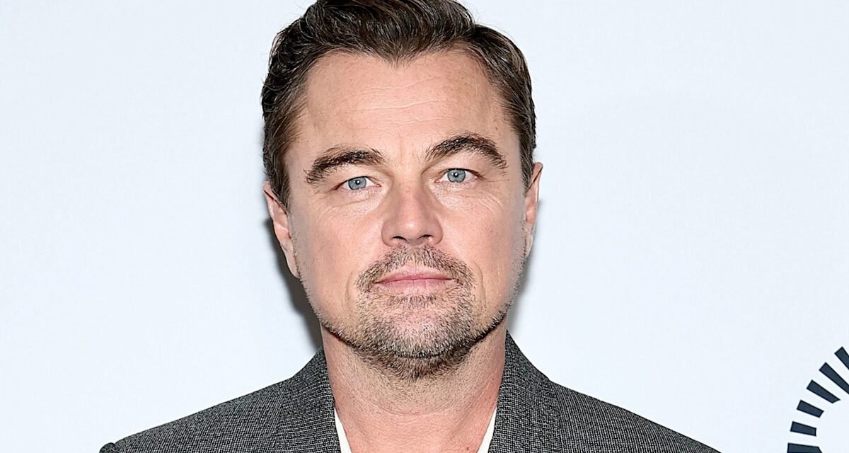 Leonardo DiCaprio admet que plus il vieillit, plus il se sent «  conscient de lui-même et étrange  »