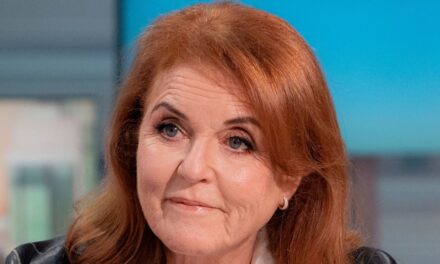 La bague de fiançailles de 70 000 £ de Sarah Ferguson du prince Andrew qu&rsquo;elle ne porte plus