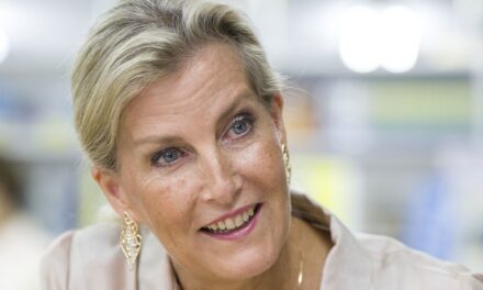 La duchesse Sophie offre de rares informations sur l&rsquo;éducation de la fille Lady Louise pendant le voyage au Japon