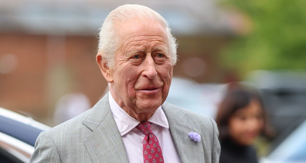 Le roi Charles commente les difficultés physiques après 70 alors qu&rsquo;il émet une mise à jour sur la récupération du cancer