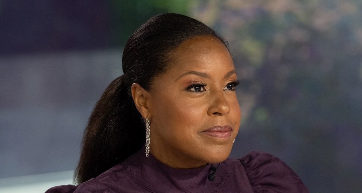 Sheinelle Jones est troublée par un appel inattendu aujourd&rsquo;hui.