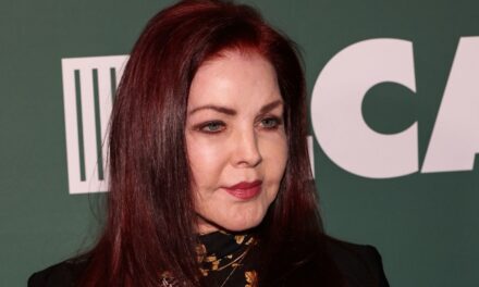Priscilla Presley révèle que le membre de la famille est presque décédé quelques jours avant le décès de Lisa Marie