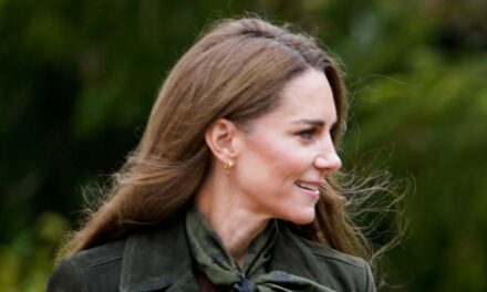 Kate Middleton fait une fille de country à part entière dans les premières bottes à hauteur du genou de la saison – et wow
