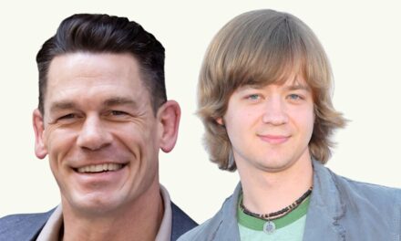 Les fans ne peuvent pas croire que le frère de Hannah Montana et John Cena ont le même âge que la photo «folle» de Duo Resurfaces