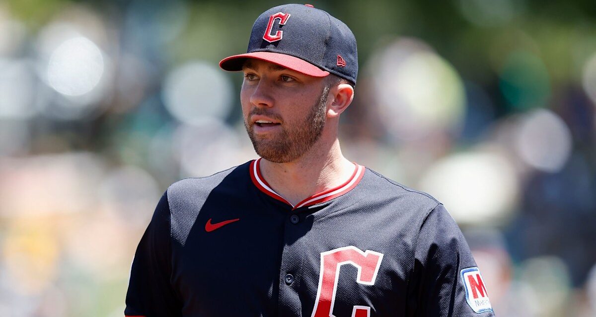 Tout sur la vie de famille de Cleveland Guardians avec une femme enceinte alors qu&rsquo;il se rétablit d&rsquo;une blessure au visage brutal