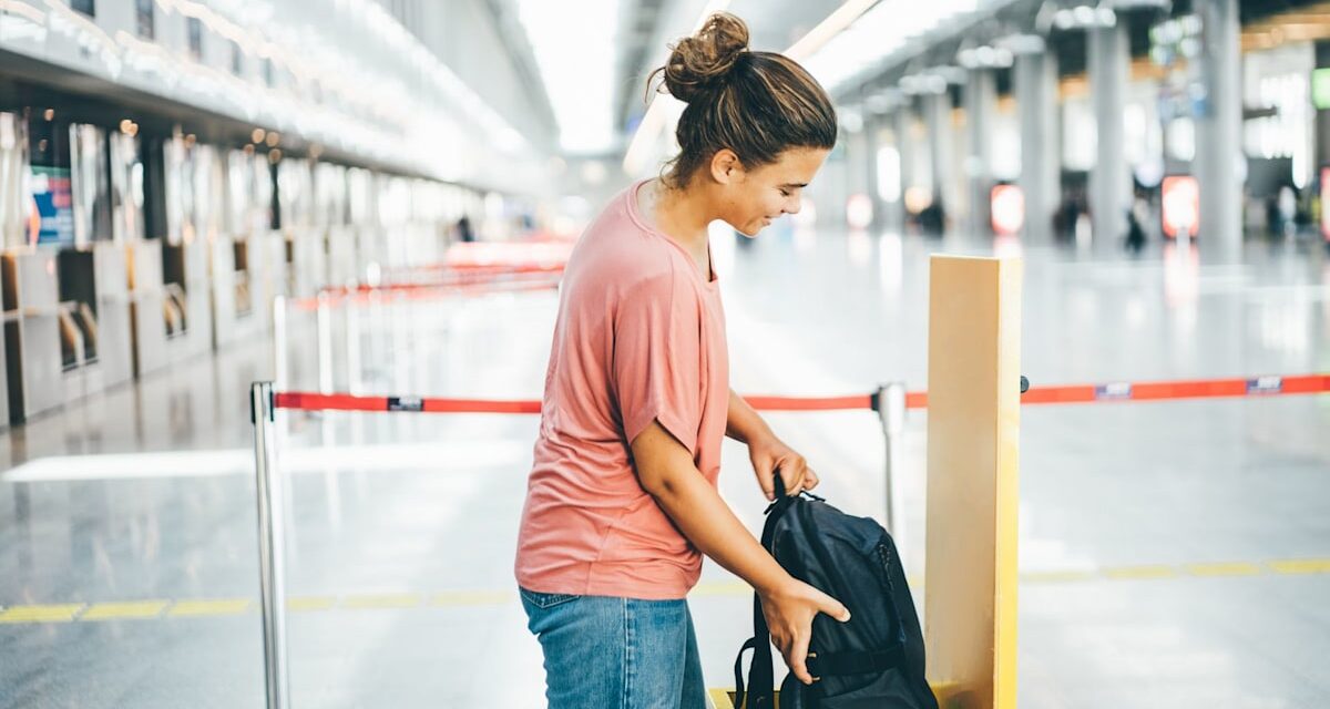 Les règles des bagages des compagnies aériennes à petit budget expliquaient – et les mésaventures coûteuses à éviter
