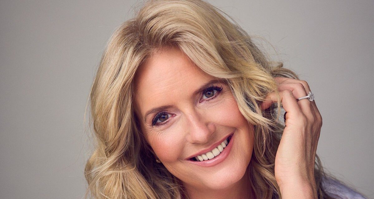 Penny Lancaster sur sa relation «  non-stop  » avec Rod Stewart, 80 ans – exclusif