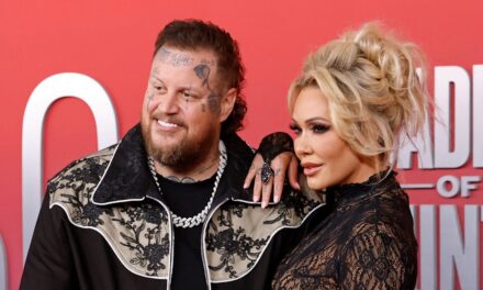 La femme de Jelly Roll, Bunnie Xo, partage la mise à jour de la sobriété après les fans questionnement de la vidéo à boire