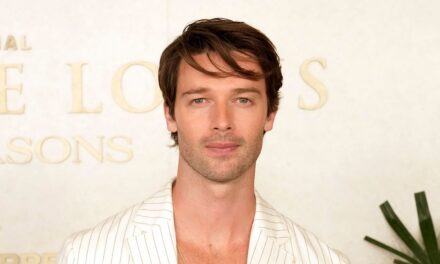 Patrick Schwarzenegger a 32 ans: du Lotus blanc au bonheur marié