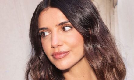 La veste trophée inspirée du créateur de Lucy Mecklenburgh est parfaite pour travailler ou jouer