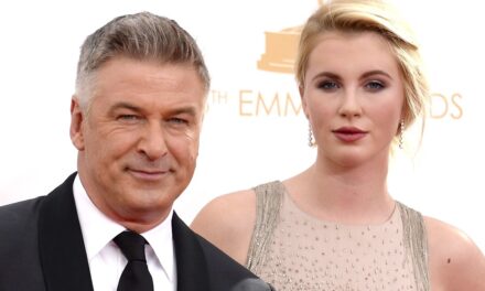 L&rsquo;Irlande Baldwin fait une révélation choquante d&rsquo;environ 70 millions de dollars de l&rsquo;héritage de papa Alec