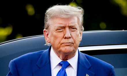 Les commentaires les plus bizarres de Donald Trump sur les Royals – y compris un membre de la famille qu&rsquo;il a appelé «Terrible»