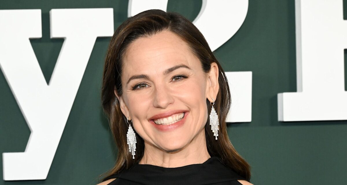 Jennifer Garner brille sur une superbe photo de plage pendant les vacances d&rsquo;été