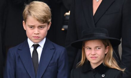Pourquoi le prince George, la princesse Charlotte et le prince Louis ont raté les funérailles de la duchesse de Kent