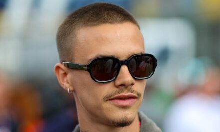 À l&rsquo;intérieur des célébrations d&rsquo;anniversaire discrets de Romeo Beckham sans frère Brooklyn