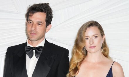 À l&rsquo;intérieur du mariage et de la vie de famille de Mark Ronson avec la fille de Meryl Streep, Grace Gummer,