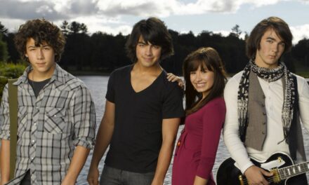 Les transformations de Camp Rock Stars 17 ans après l&rsquo;original – qui revient pour Camp Rock 3?