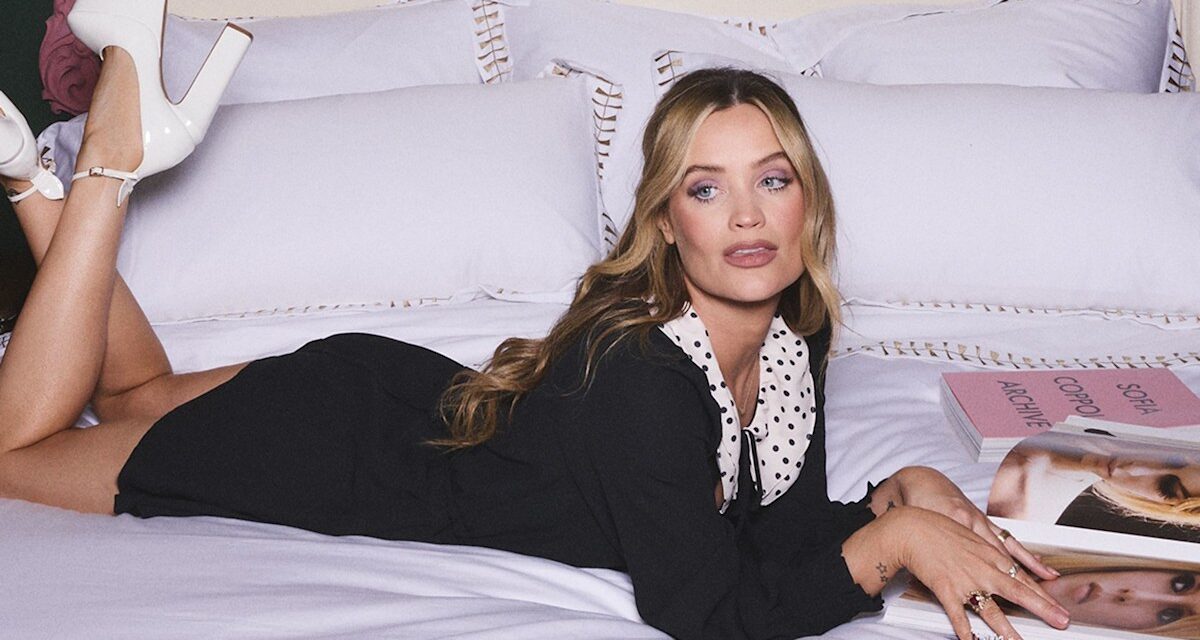 Tout ce que nous faisons du shopping dans la nouvelle collection de Laura Whitmore: des vêtements de fête ludiques à Everyday Essentials