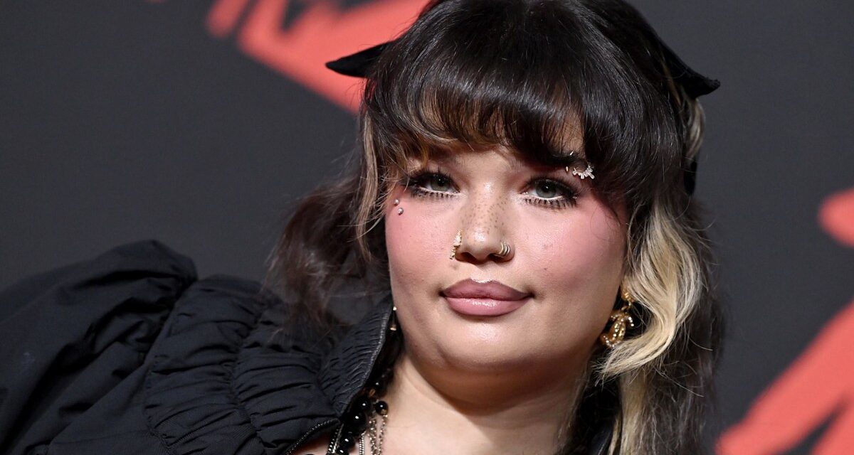 Ce que Lola Young a dit à propos de ses difficultés de santé