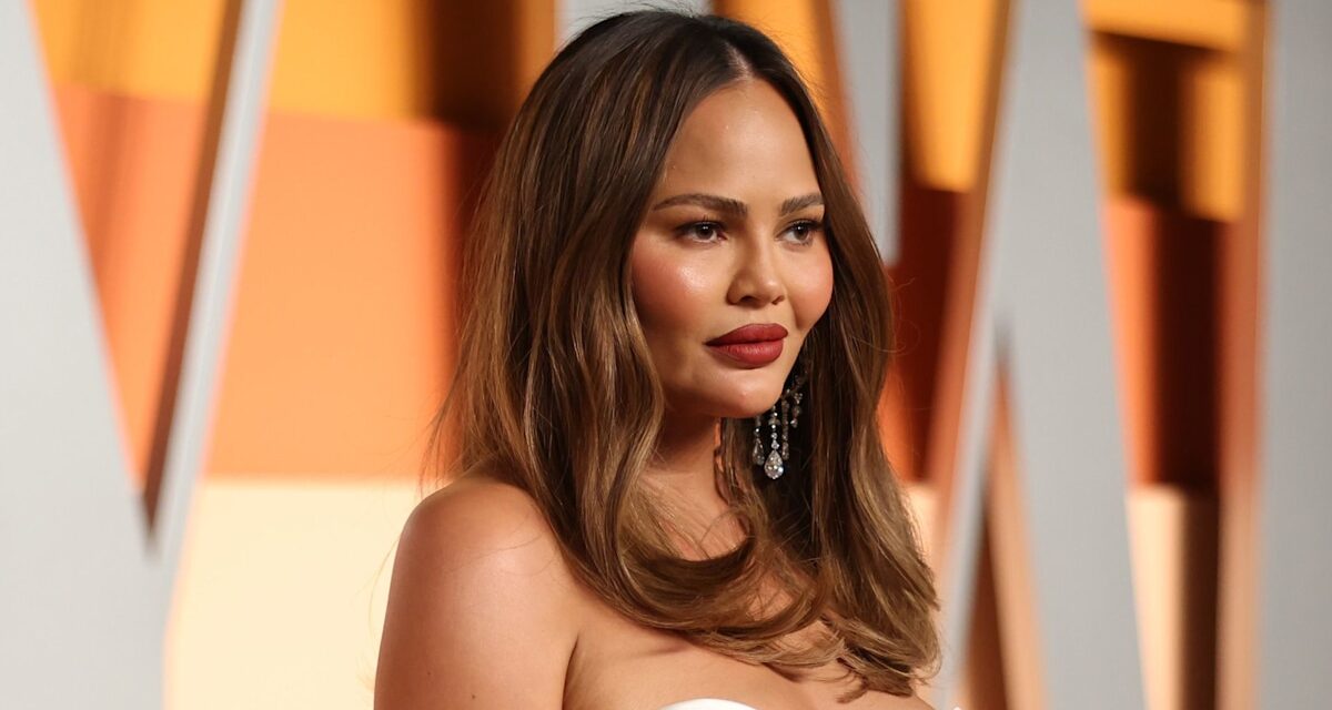 Chrissy Teigen révèle la raison déchirante pour laquelle elle s&rsquo;est tournée vers Ozempic après la mort de son fils