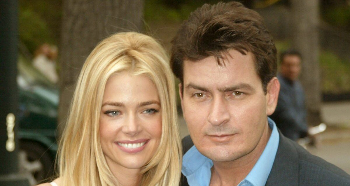Charlie Sheen et l&rsquo;ex-femme Denise Richards se réunissent publiquement: « Qui aurait pensé? »