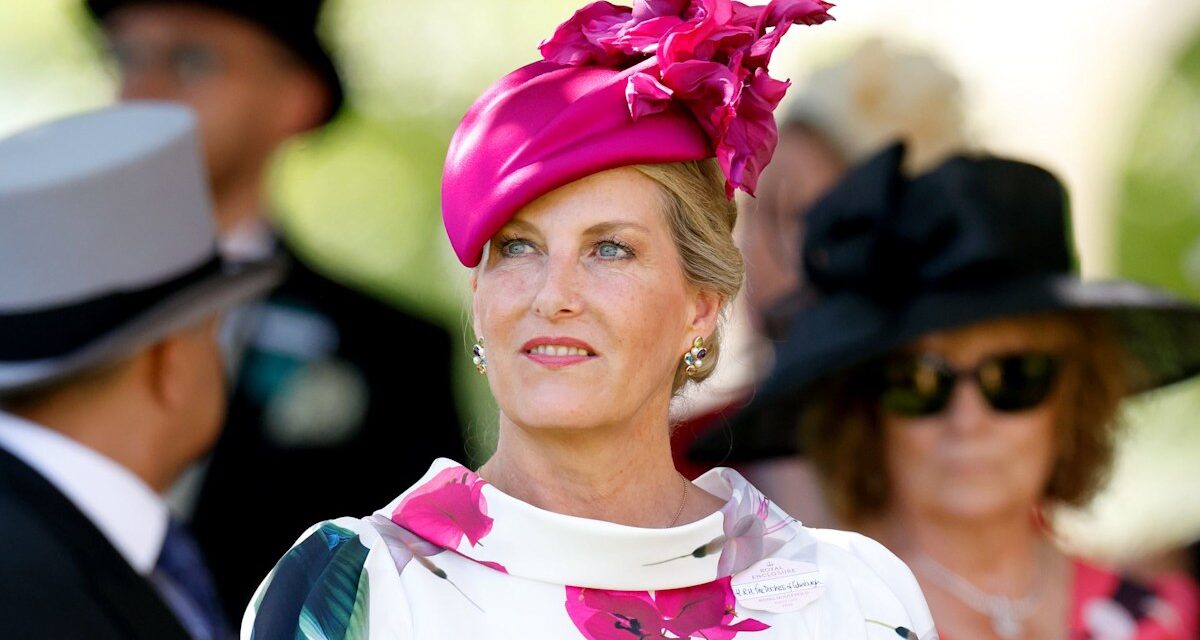 La duchesse Sophie fait des changements en robe à volants «classique» – et cela est passé inaperçu