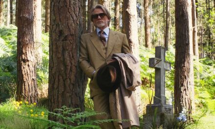 Les téléspectateurs de Netflix remarquent une différence intéressante dans la bande-annonce du film de nouveaux couteaux «rafraîchissante»