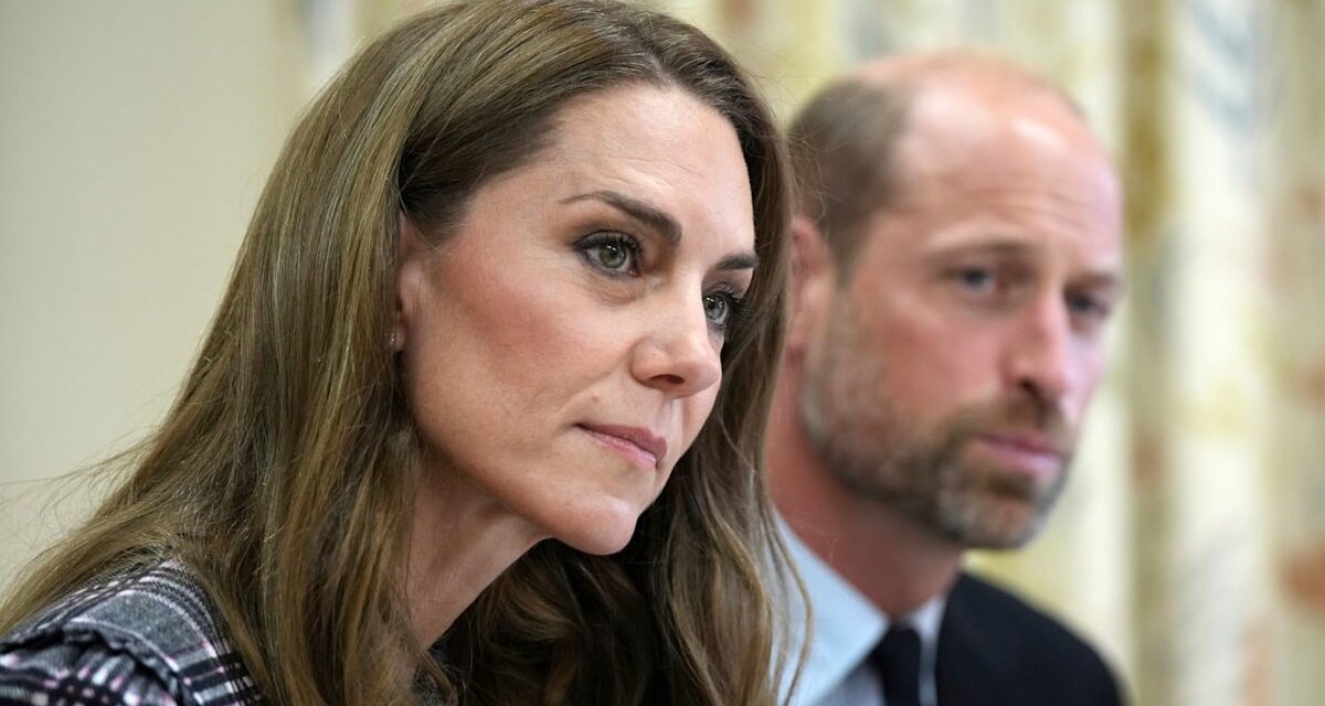 L&rsquo;hommage «respectueux» de Kate Middleton à feu la reine Elizabeth II qui a adhéré à des protocoles stricts
