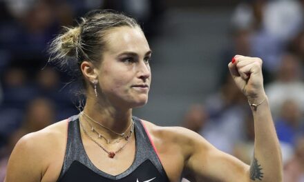 Pourquoi la star du tennis, Aryna Sabalenka, n&rsquo;a-t-elle pas un drapeau country à l&rsquo;US Open? D&rsquo;où elle vient et pourquoi l&rsquo;icône manque