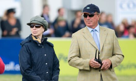 La vraie raison pour laquelle l&rsquo;ex-Mark Phillips de la princesse Anne a finalement déménagé du domaine familial – 21 ans après le divorce
