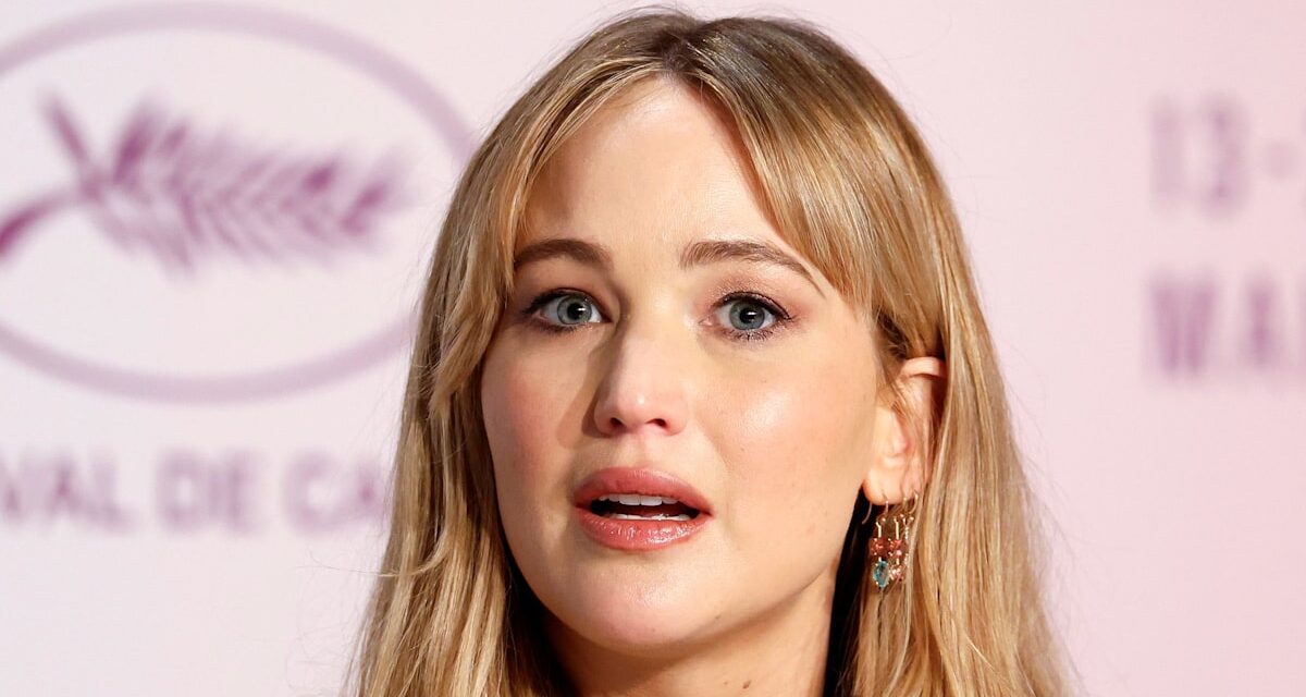 Jennifer Lawrence a peut-être révélé le nom de son bébé de la manière la plus inattendue