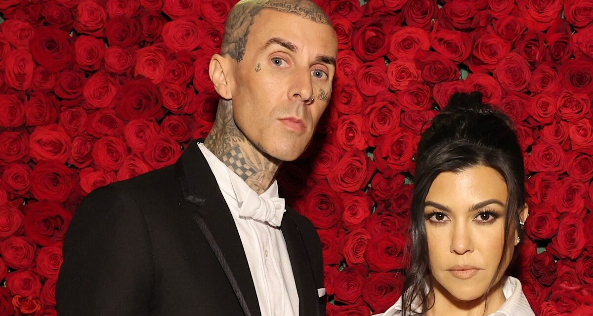 Le nouveau look de Kourtney Kardashian laisse Travis Barker perdu pour les mots