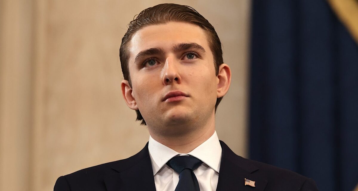 Barron Trump manquant sur le campus de NYU alors que sa deuxième année démarre