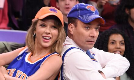 Regardez Jimmy Fallon avouer comment il a obtenu Taylor Swift en tant qu&rsquo;invité – et s&rsquo;il a entendu la vie d&rsquo;une showgirl