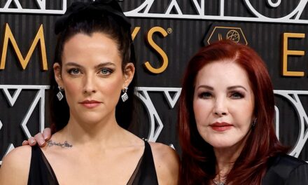 Priscilla Presley établit le record directement sur &lsquo;Feud&rsquo; avec la petite-fille Riley Keough