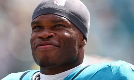 Rencontrez les 3 frères et sœurs de Jaguars de Jaguars à Jaguars, y compris son frère star du football