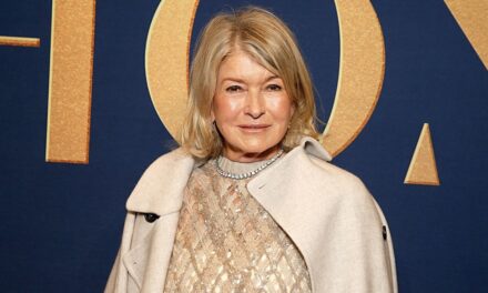 La peau super «serrée» de Martha Stewart réaction sur la nouvelle photo