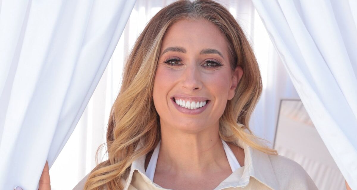 Stacey Salomon laisse les fans sidérés avec une transformation d&rsquo;Halloween 1 mois plus tôt – Watch