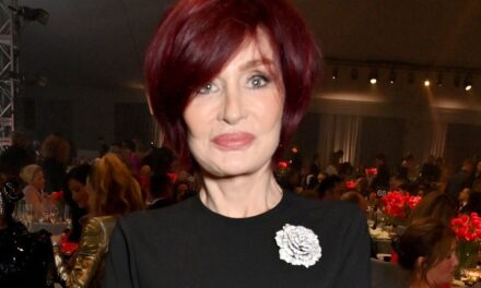Sharon Osbourne admet qu&rsquo;elle «  trouvait mon pied  » après un voyage émotionnel en famille après la mort d&rsquo;Ozzy
