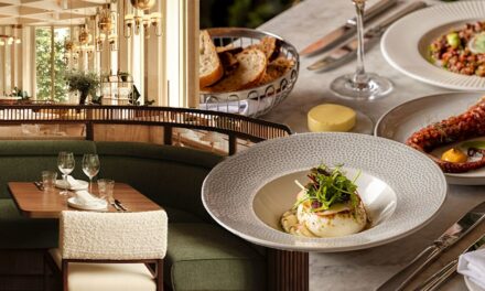 Choses luxueuses à faire à Londres en septembre: des expositions de mode aux sites de nuit confortables