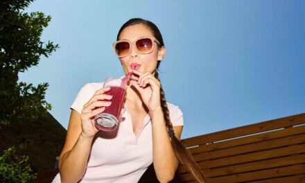 Rencontrez Glow Dust: le supplément de 6 en 1 conçu pour stimuler l&rsquo;énergie, l&rsquo;immunité et la lueur de votre peau