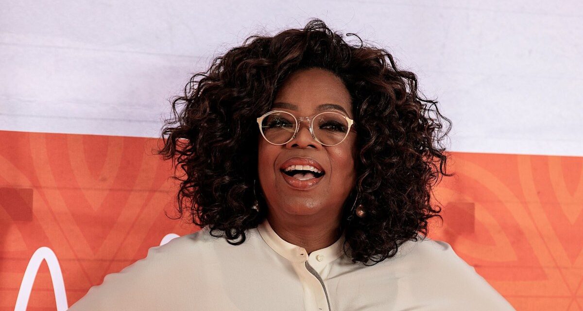 Oprah Winfrey a l&rsquo;air presque méconnaissable car elle présente une perte de poids incroyable