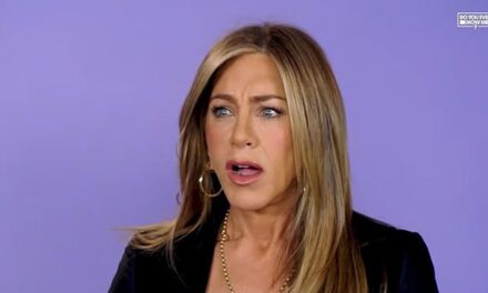 Jennifer Aniston dans l&rsquo;incrédulité sur le vrai nom de Reese Witherspoon: «Je ne t&rsquo;appelle pas ainsi»
