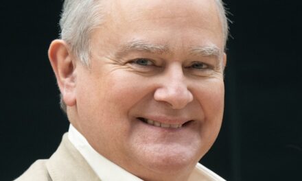 Hugh Bonneville&rsquo;s Quiet Country Home à Sussex avec «  accueillant la communauté  » 1HR de Downton Abbey